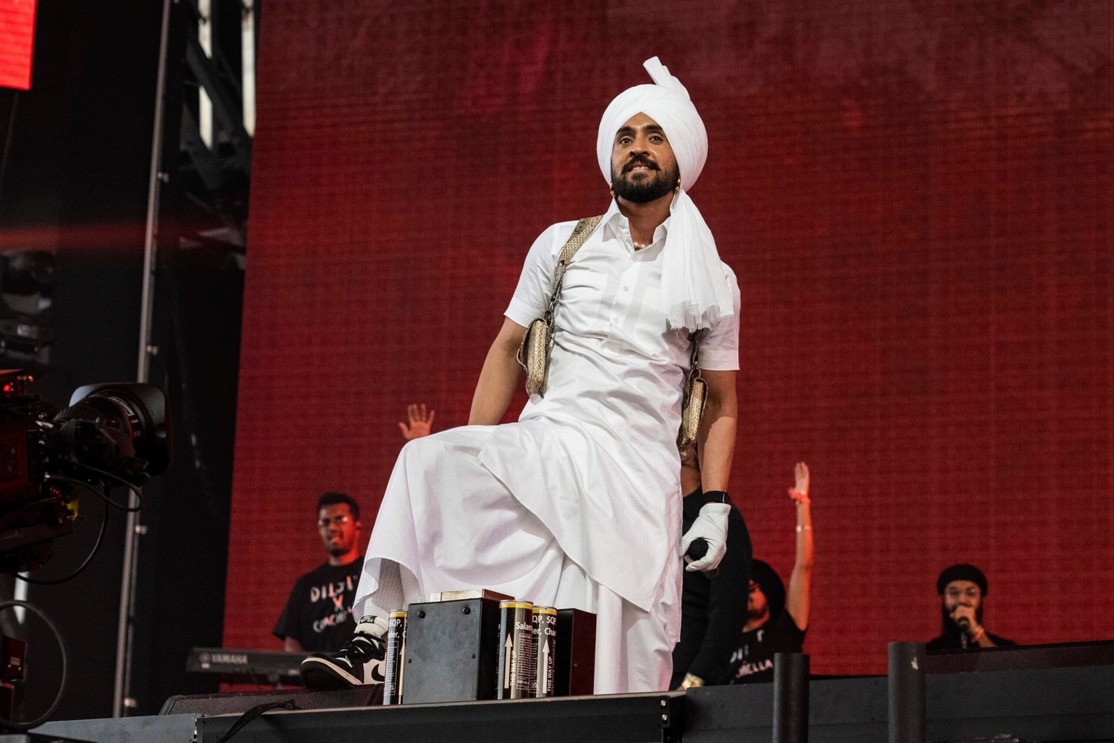  Diljit Dosanjh Rocks the Skies in Style