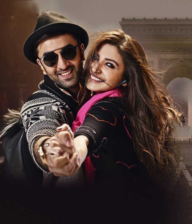  Anushka Sharma, The 'Friend-Zone Champion,' Says Ranbir Kapoor